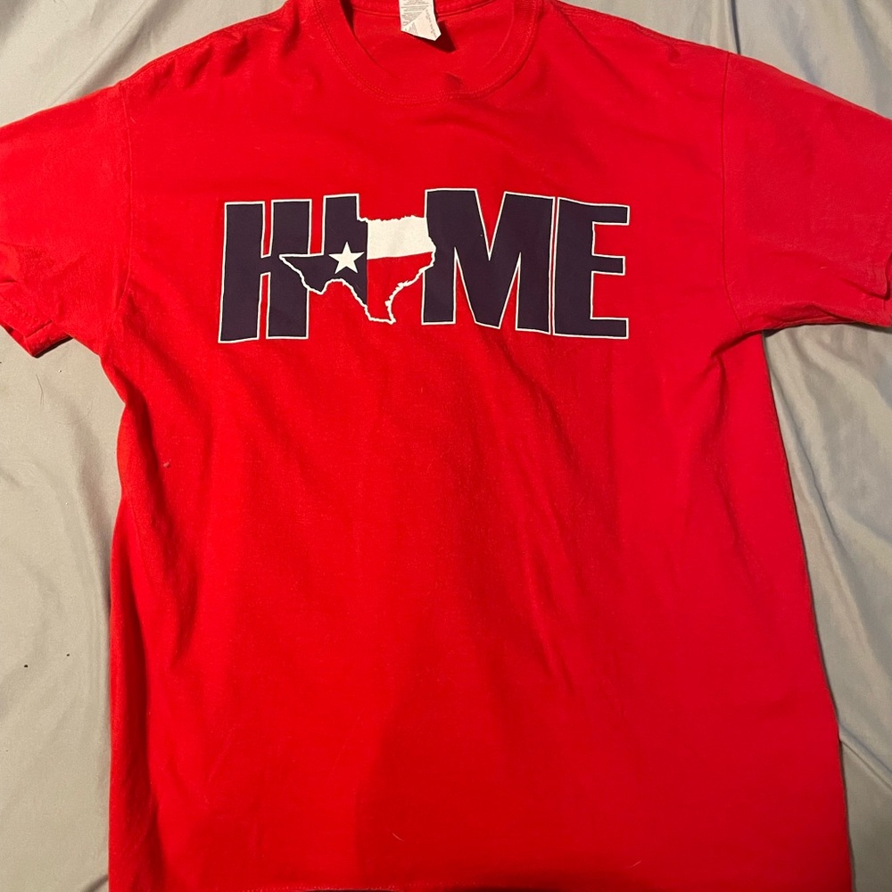 It’s a bright red shirt